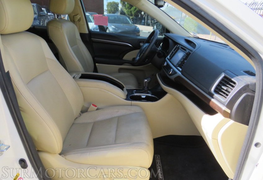 2015 Toyota Highlander - Image 26