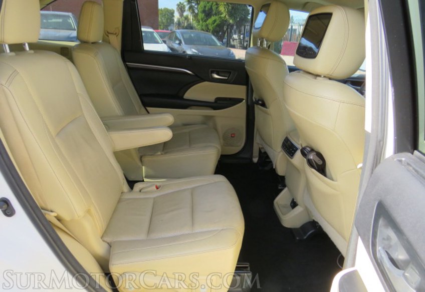 2015 Toyota Highlander - Image 30
