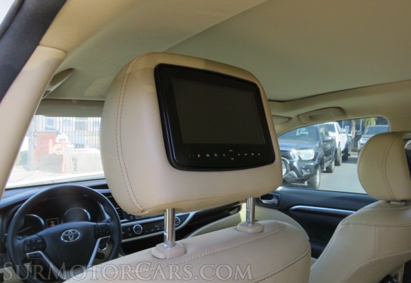 2015 Toyota Highlander - Image 56