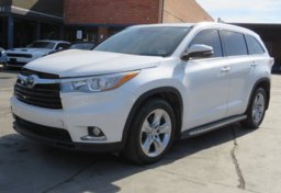 2015 Toyota Highlander - Image 3