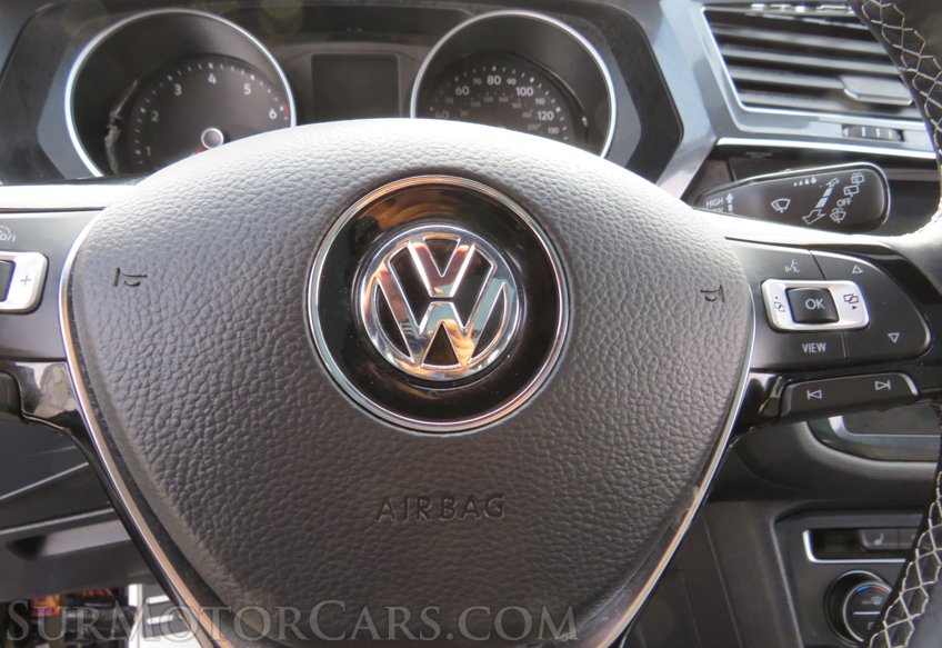 2021 Volkswagen Tiguan - Image 28