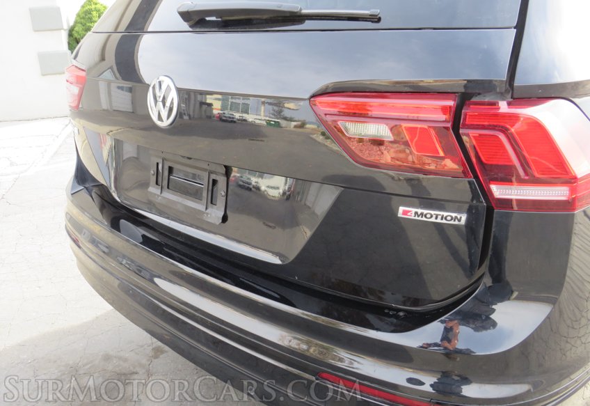 2021 Volkswagen Tiguan - Image 14