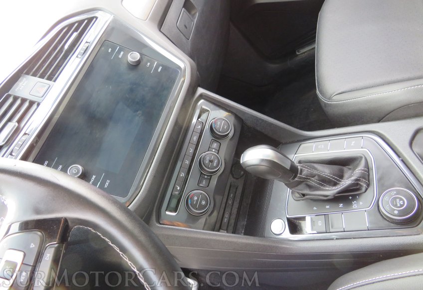 2021 Volkswagen Tiguan - Image 30