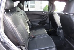 2021 Volkswagen Tiguan - Image 24