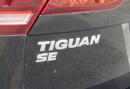 2021 Volkswagen Tiguan - Image 16