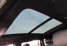 2021 Volkswagen Tiguan - Image 41