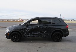 2021 Volkswagen Tiguan - Image 8