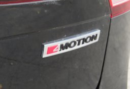 2021 Volkswagen Tiguan - Image 18