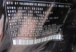 2021 Volkswagen Tiguan - Image 49