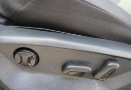 2021 Volkswagen Tiguan - Image 43