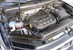 2021 Volkswagen Tiguan - Image 46