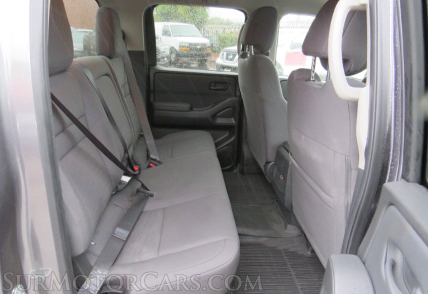 2022 Nissan Frontier - Image 28