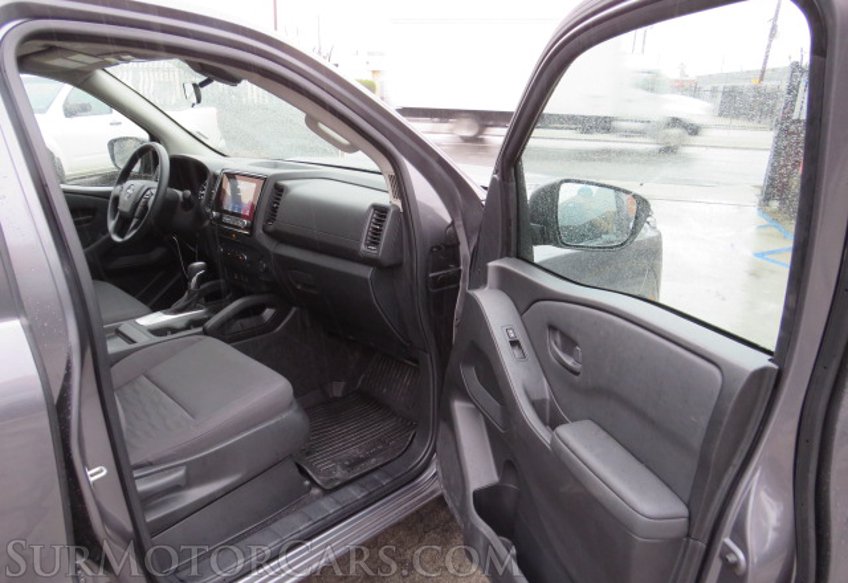 2022 Nissan Frontier - Image 18