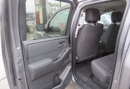 2022 Nissan Frontier - Image 19