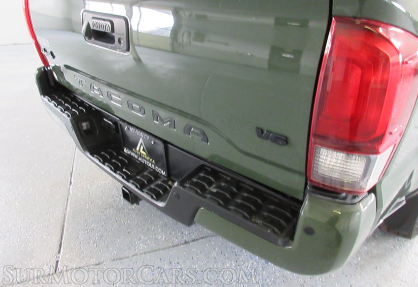 2021 Toyota Tacoma - Image 29