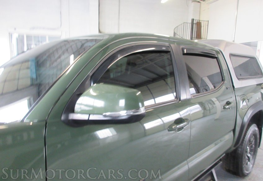 2021 Toyota Tacoma - Image 18