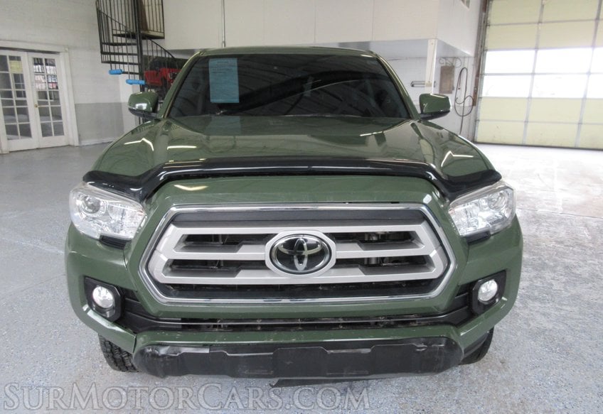 2021 Toyota Tacoma - Image 12