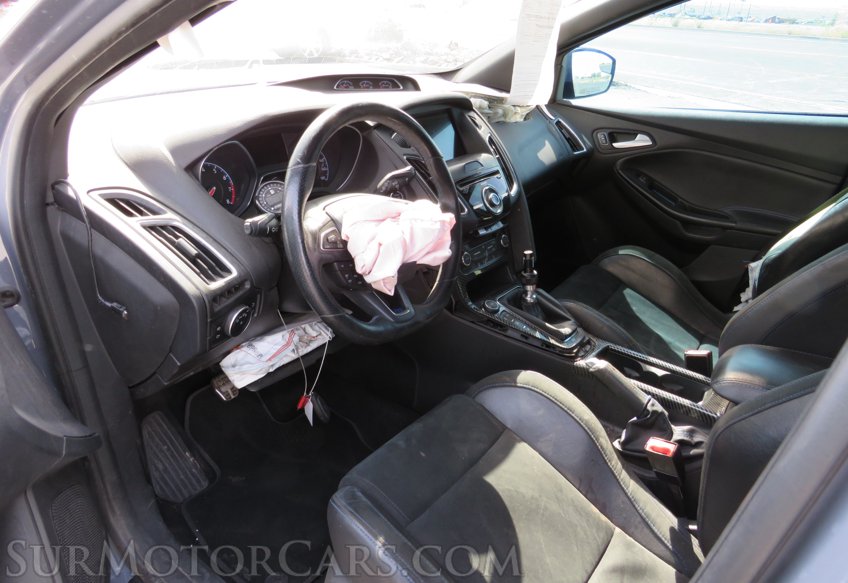 2017 Ford Focus - Image 17