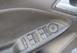 2017 Ford Focus - Image 41