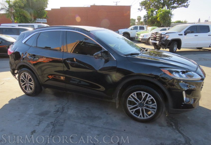 2020 Ford Escape - Image 2