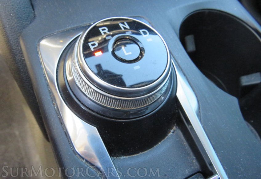 2020 Ford Escape - Image 40