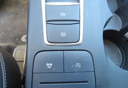 2020 Ford Escape - Image 41