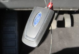 2020 Ford Escape - Image 42