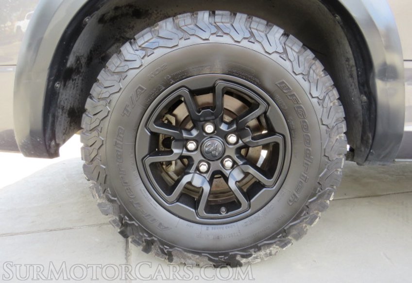 2017 Ram 1500 - Image 16