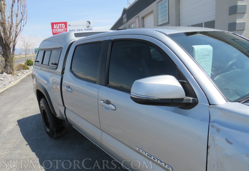 2022 Toyota Tacoma 4WD - Image 13
