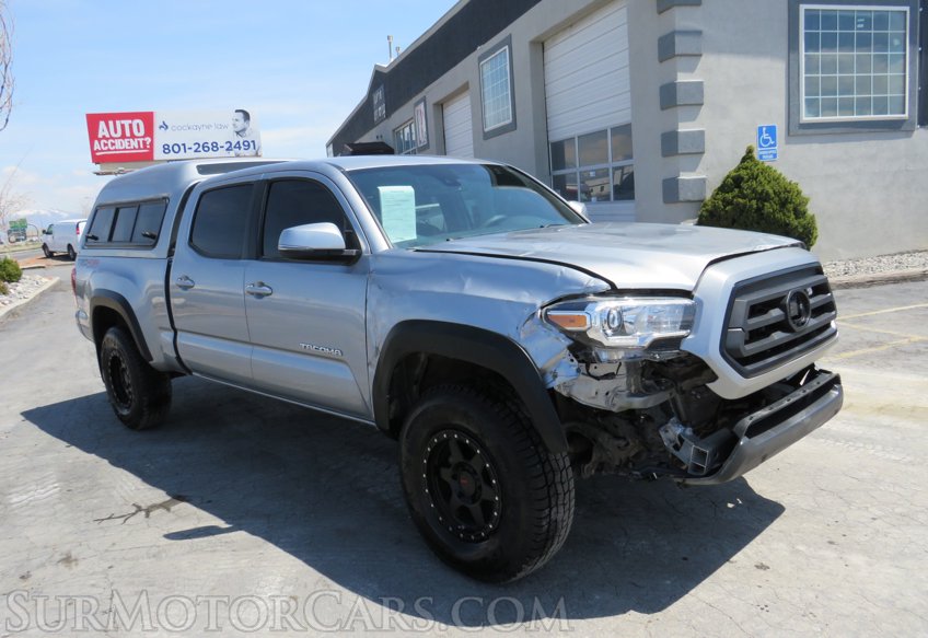 2022 Toyota Tacoma 4WD - Image 3