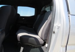 2022 Toyota Tacoma 4WD - Image 38