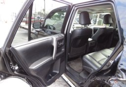 2015 Toyota 4Runner - Image 29