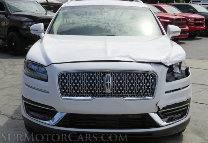 2019 Lincoln Nautilus - Image 9