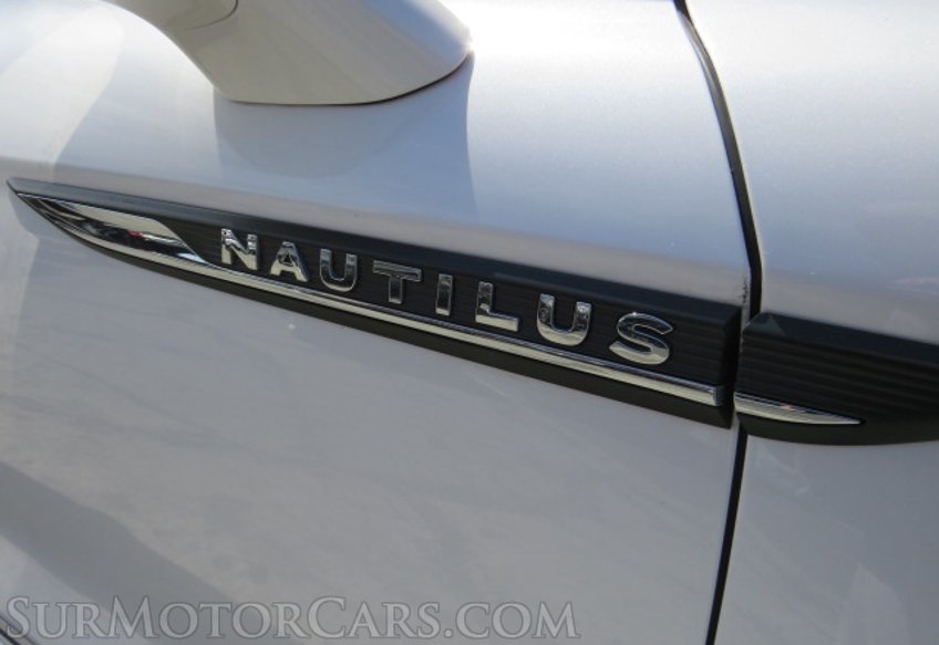 2019 Lincoln Nautilus - Image 21