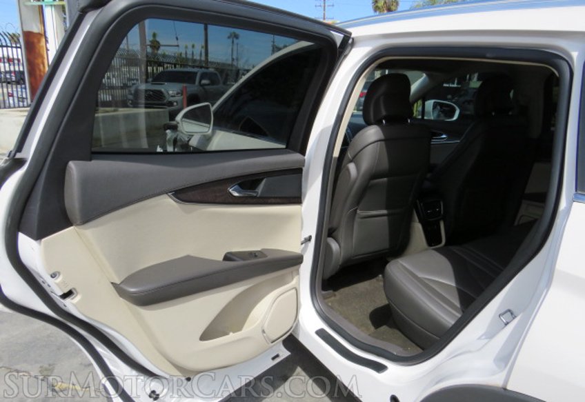 2019 Lincoln Nautilus - Image 24