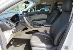 2019 Lincoln Nautilus - Image 28