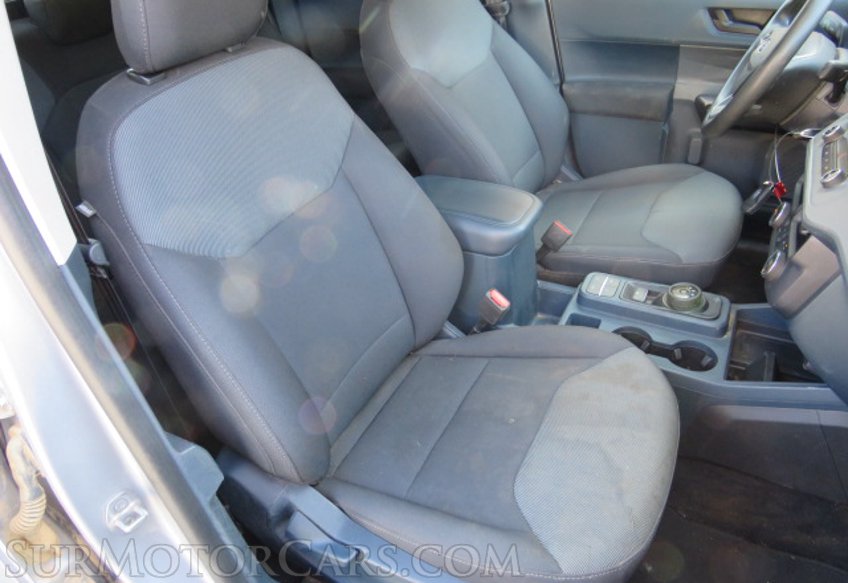 2022 Ford Maverick - Image 30