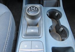 2022 Ford Maverick - Image 40