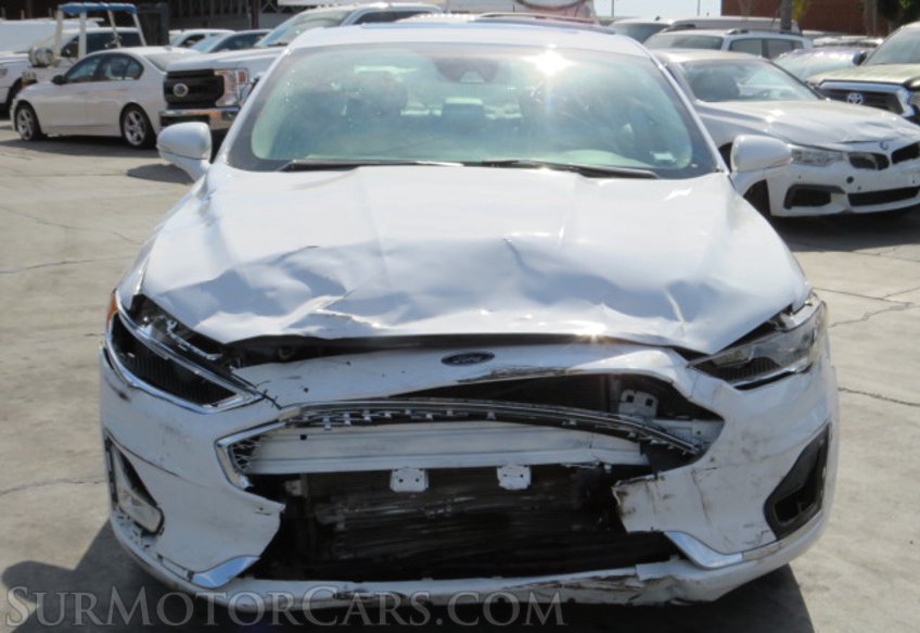 2020 Ford Fusion Hybrid - Image 12
