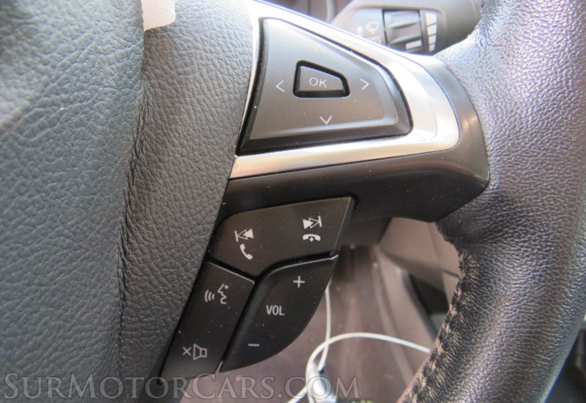 2020 Ford Fusion Hybrid - Image 33