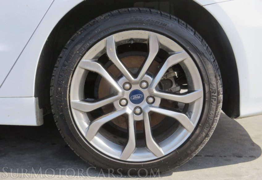 2020 Ford Fusion Hybrid - Image 19