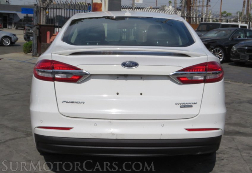 2020 Ford Fusion Hybrid - Image 11