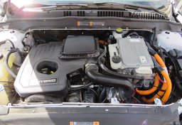 2020 Ford Fusion Hybrid - Image 51