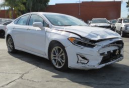 2020 Ford Fusion Hybrid - Image 3