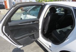 2020 Ford Fusion Hybrid - Image 22