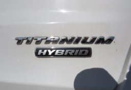 2020 Ford Fusion Hybrid - Image 18