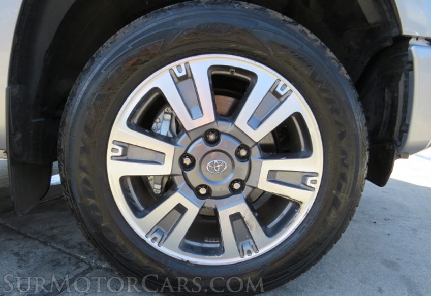 2020 Toyota Tundra 4WD - Image 22
