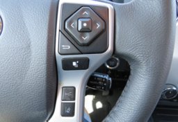 2020 Toyota Tundra 4WD - Image 38
