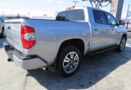 2020 Toyota Tundra 4WD - Image 8