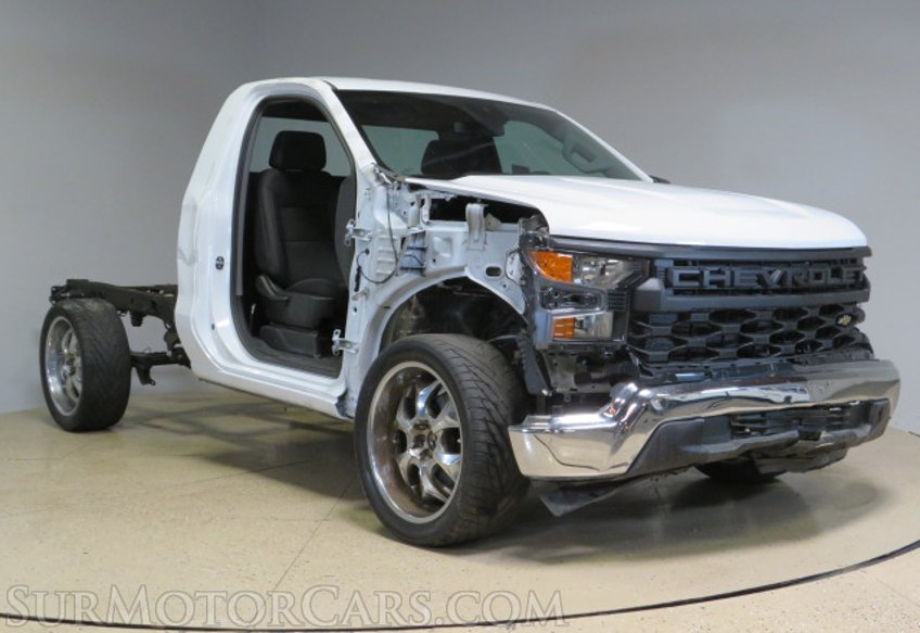 2023 Chevrolet Silverado 1500 - Image 4